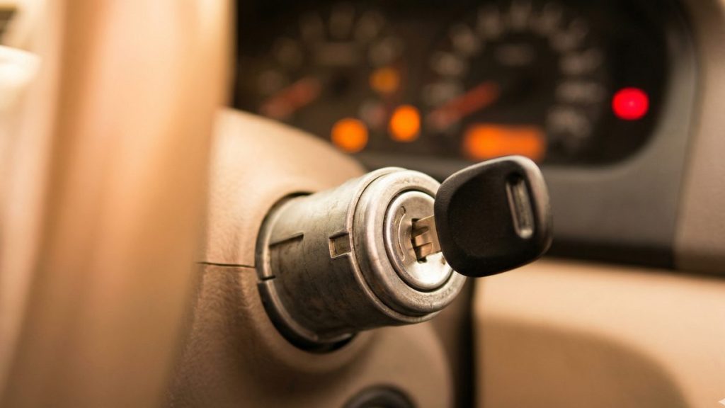 signs-car-ignition-needs-repair-tempe